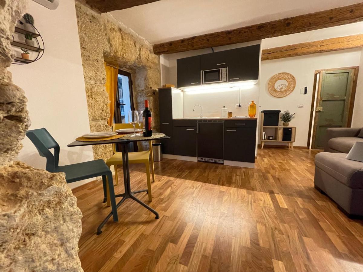 Corrieri Little Apartment Palermo Exteriör bild